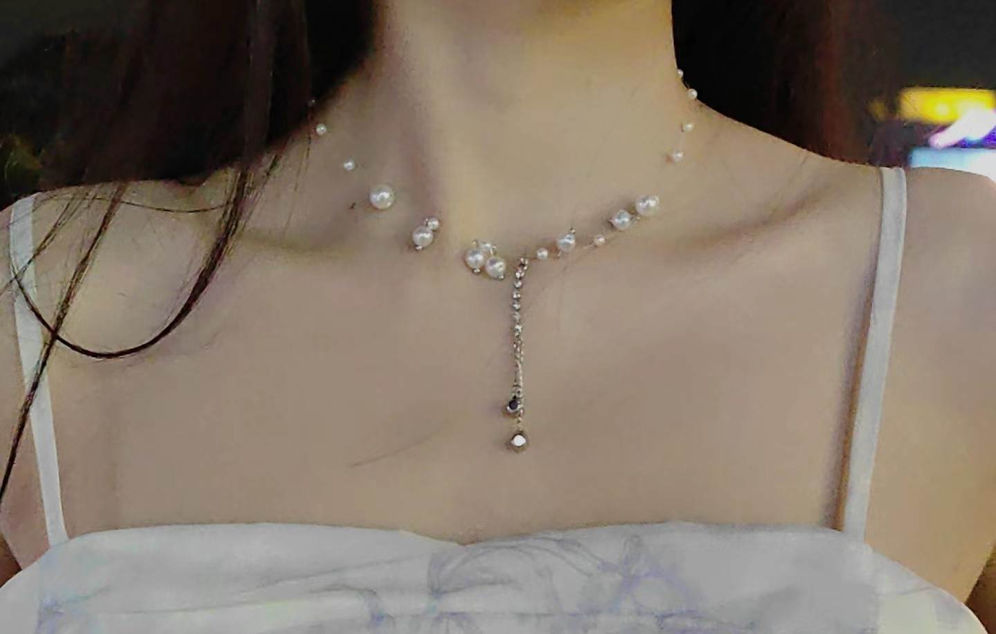 秀秀锁骨图片1