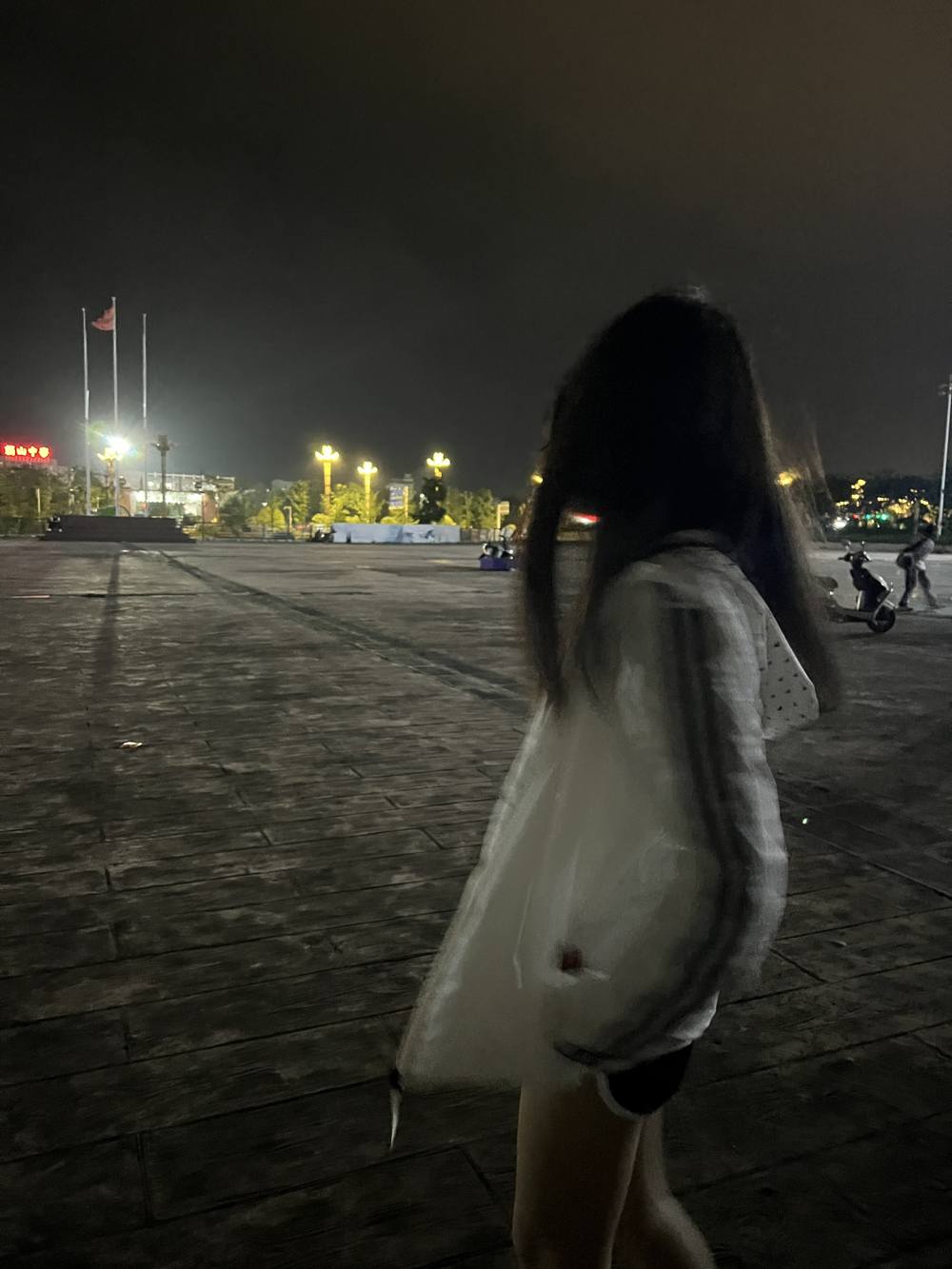少女恃宠发布的第1张图片