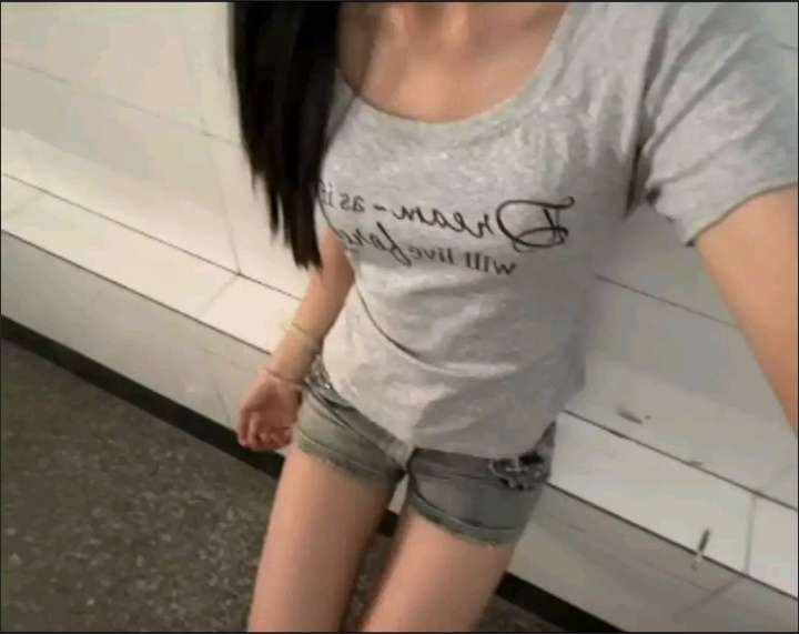 芯綪发布的第1张图片