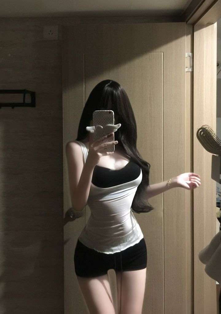 玲清清发布的第1张图片