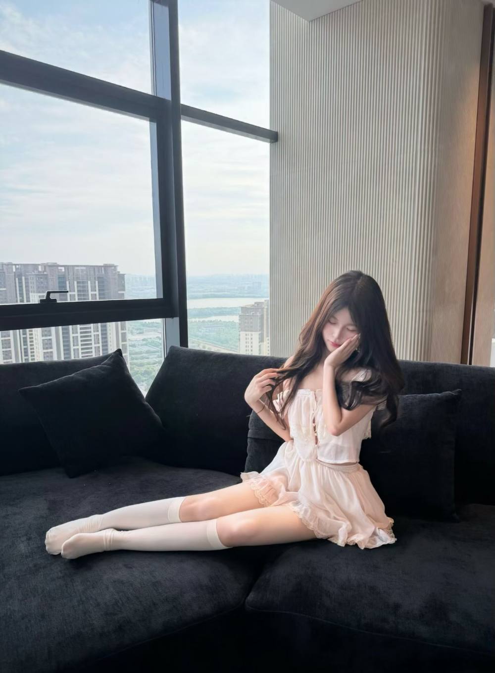 吻吻💕话多有趣发布的第2张图片