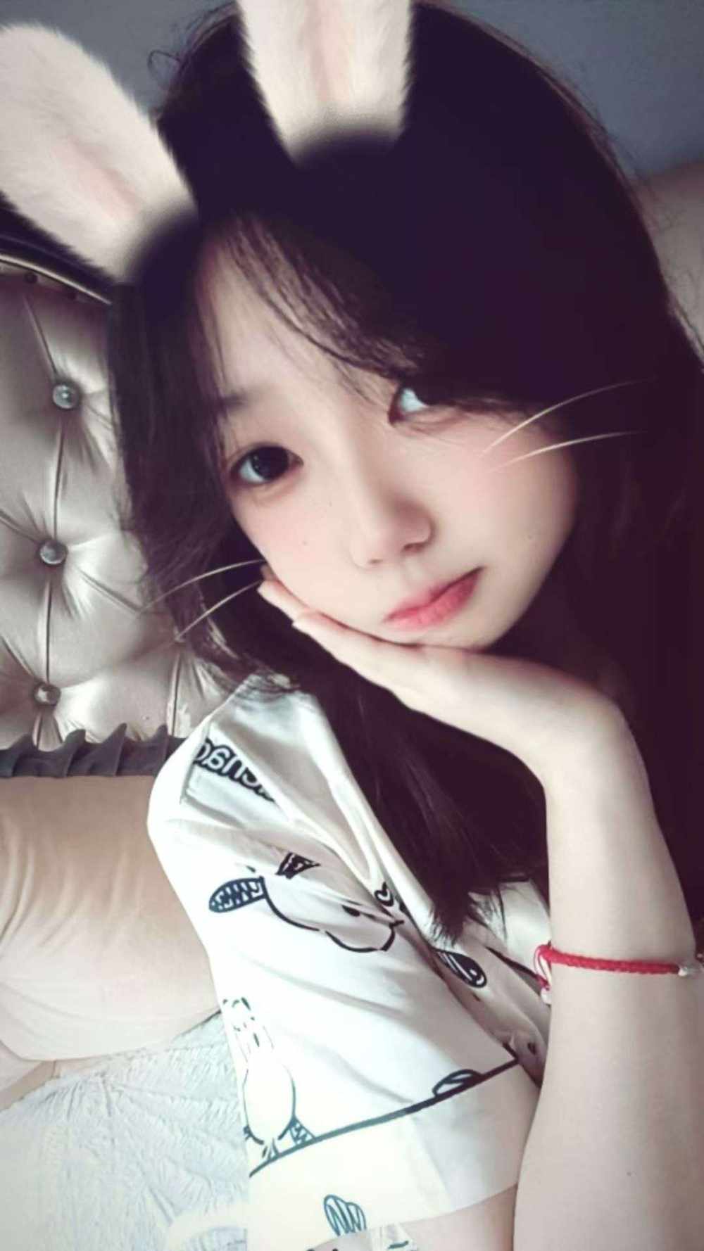 💕 小娇妻发布的第1张图片