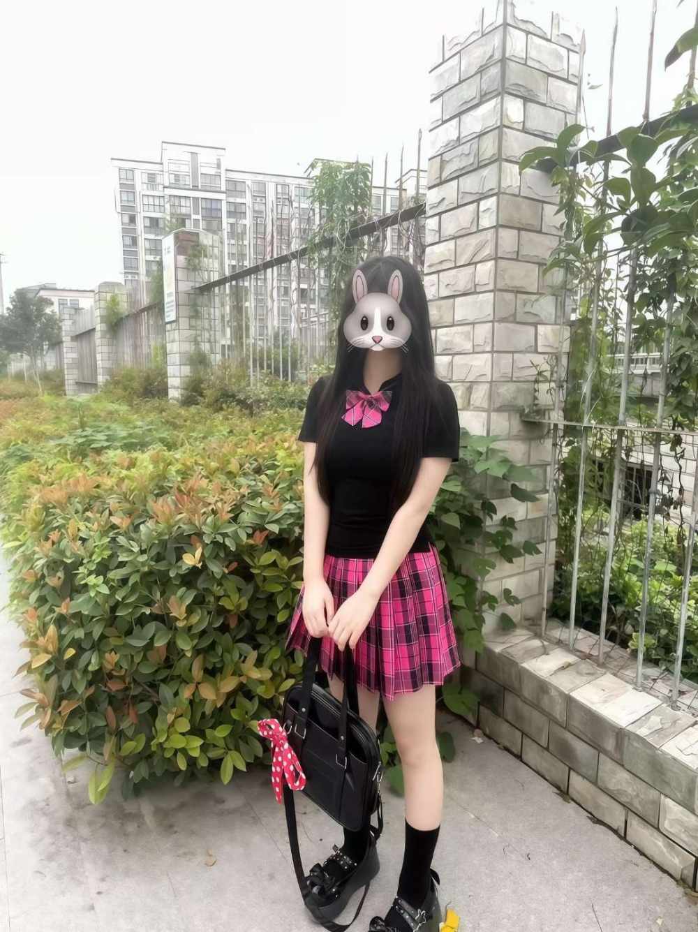 半月子发布的第1张图片