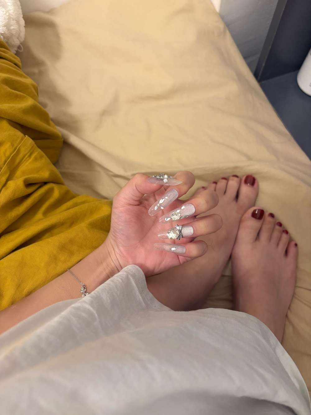只想谈个处男发布的第1张图片