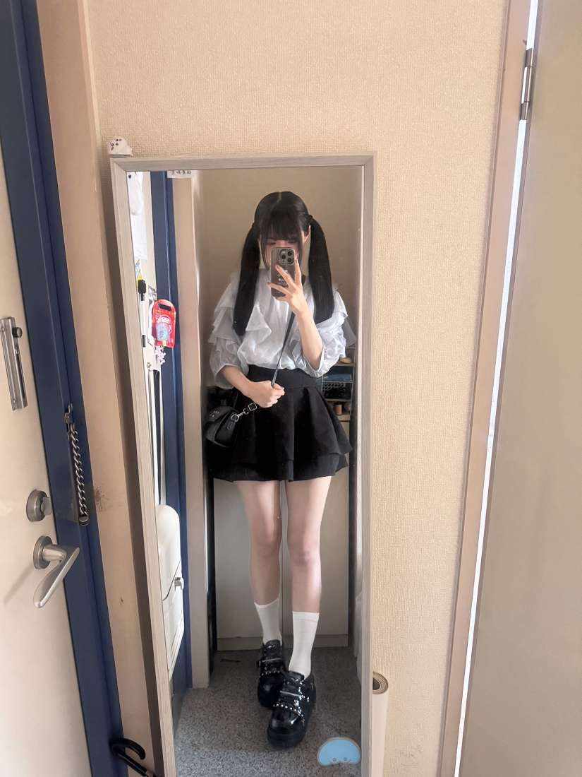 只想谈个处男发布的第1张图片