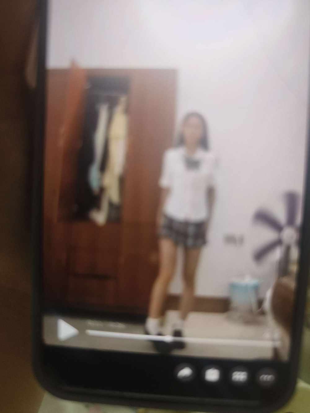 小甜哼唧发布的第1张图片