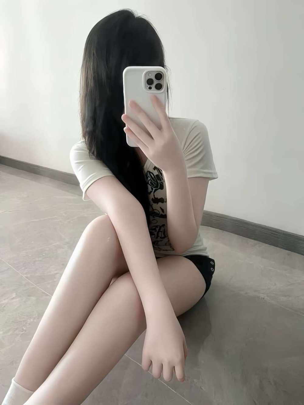 半月子发布的第1张图片