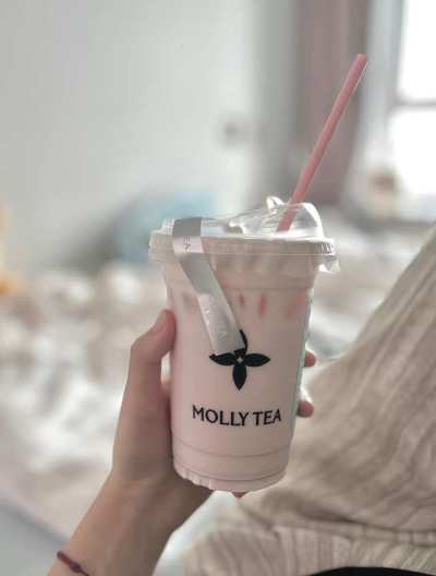 喝奶茶服务图片1