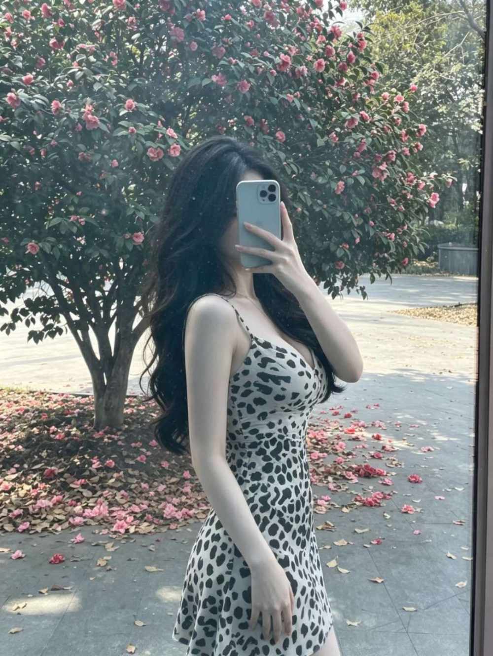 荼靡小姐⛲️发布的第1张图片
