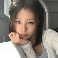 似闻小雨沥沥头像