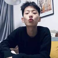 烁烁説头像