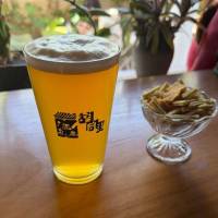 白白很帅头像