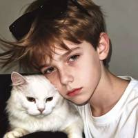 **时头像