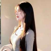 上镜骨相淡妆头像