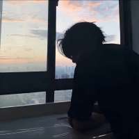 旋 律头像