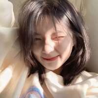 嘻嘻(*^ω^*头像