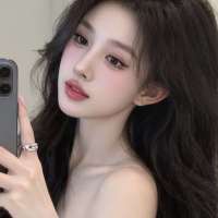 .温婉头像